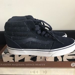 Navy blue hightop Vans size 7.5